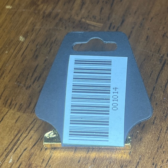 NWT - Retro Sewing Machine Brooch - Black - Picture 3 of 3